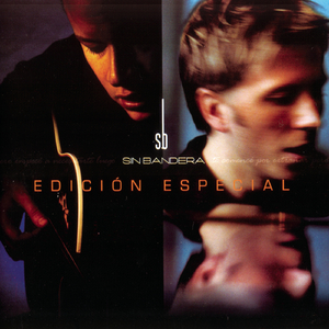 同桌把中指伸进了我的下面h
